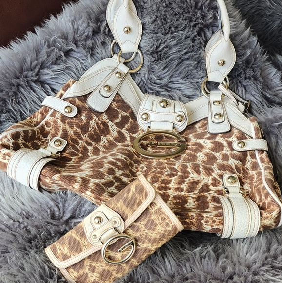 Y2K Guess purse - Picture 1 of 11